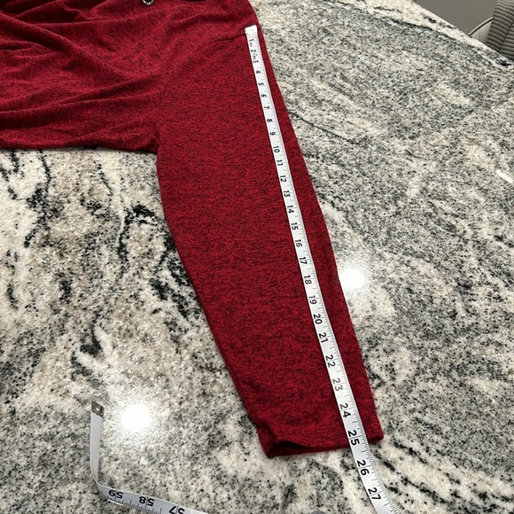 2 Dye 4 Size 3x red top with beautiful accent buttons - Picture 8 of 10